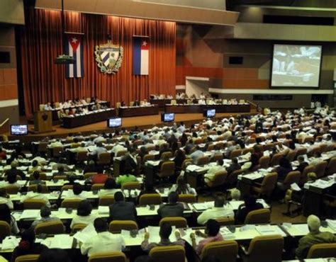 7th Cuba Communist Party Congress Summoned for 2016 – Escambray