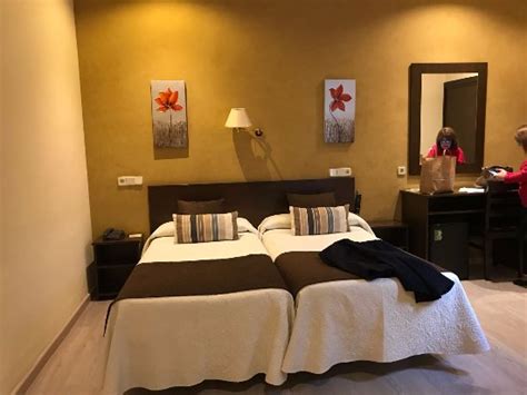 Hotel Mediodia $79 ($̶1̶1̶1̶) - UPDATED 2018 Prices & Reviews - Madrid ...