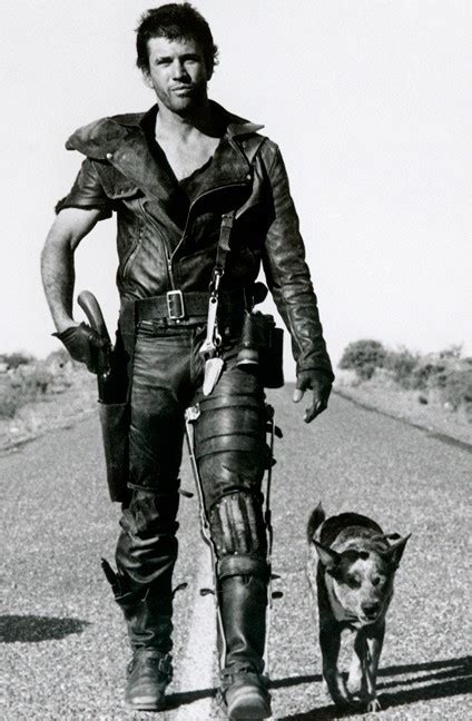 Lady Gaga Ombro: young mel gibson mad max