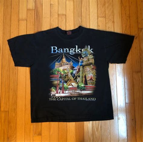 Vintage Bangkok, Thailand T-Shirt. - Gem