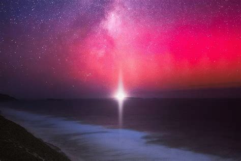 Stunning Footage Captures Rare Aurora Australis In Western Australia ...