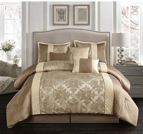 Montage 7-Piece Queen Comforter Set - Macy's | Comforter sets, Bedding ...