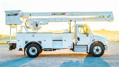 Bucket Trucks – CDF Utility Supply