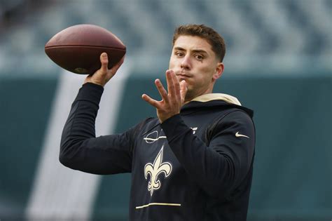 Saints have to start with rookie quarterback against Dolphins – Archyde