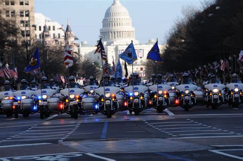 DVIDS - Images - Motorcycle motorcade on the parade route [Image 1 of 2]