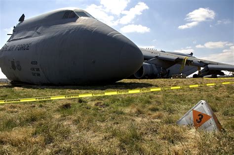 An in-depth analysis of infamous Dover C-5 crash - Part 1: The lead up to the accident and crash ...