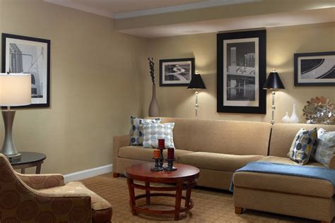 Atlanta Marriott Suites Midtown Atlanta, Georgia, US - Reservations.com