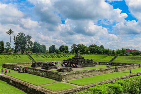 Foto : Mengenal Candi Sambisari yang Terkubur Material Letusan Gunung ...