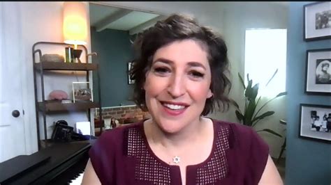 Mayim Bialik is a scientist in real life, not just TV - Good Morning ...