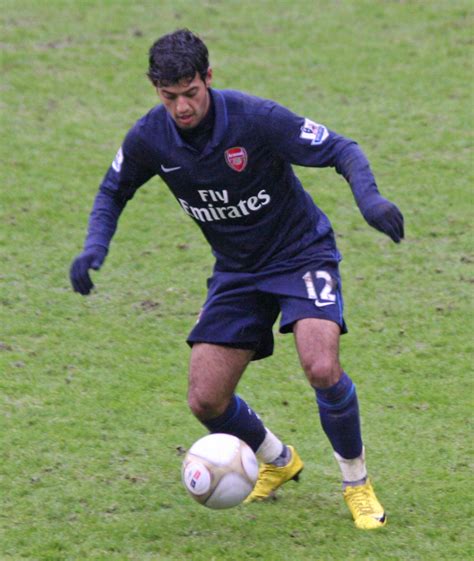 File:Carlos Vela - Stoke City FC V Arsenal 62 cropped.jpg - Wikipedia, the free encyclopedia
