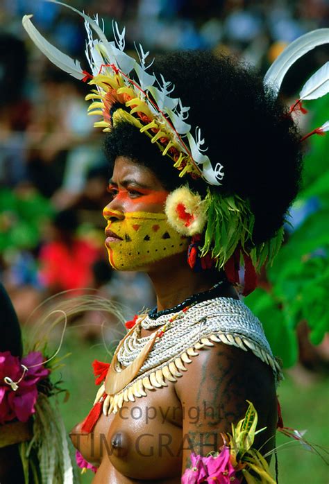 Papua New Guinea Natives