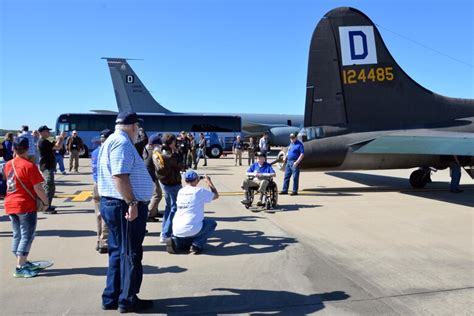 Past and present meet at Bloody Hundredth reunion > U.S. Air Forces in Europe & Air Forces ...