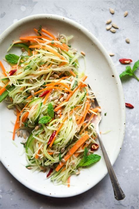 Green Papaya Salad | Recipe | Papaya recipes, Salad recipes healthy vegetarian, Papaya salad