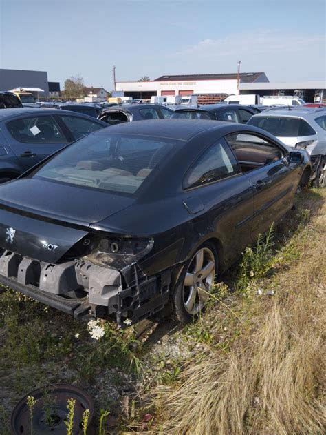 Planche de bord complete PEUGEOT 407 COUPE Diesel occasion | Opisto