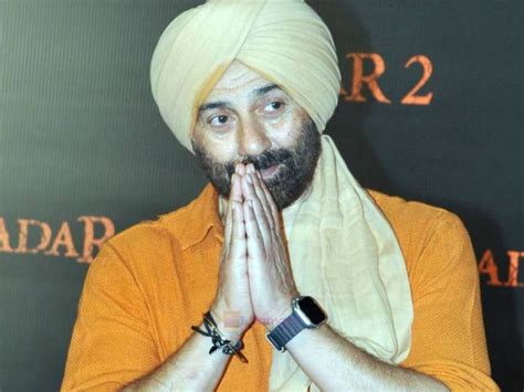 Gadar 2: Sunny Deol gets emotional as the film crosses Rs 400 crore ...