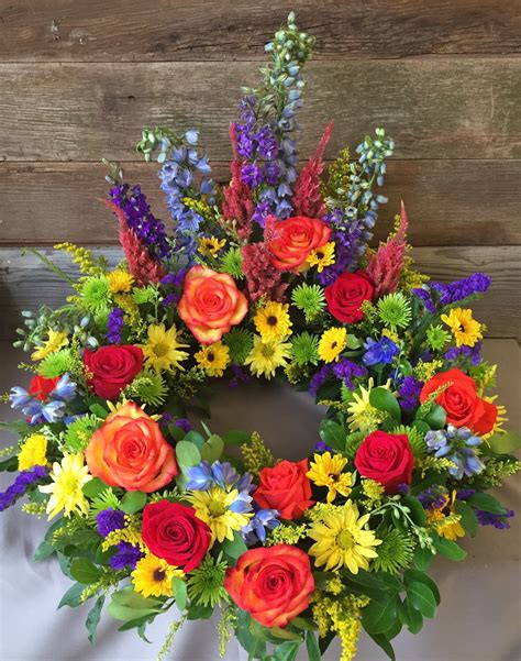 Sympathy Urn flowers in Salina, KS | Lauren Quinn Flower Boutique