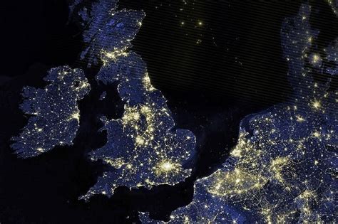 Did You Know That The UK… ? | Earth at night, Gif of the day, Wallpaper earth