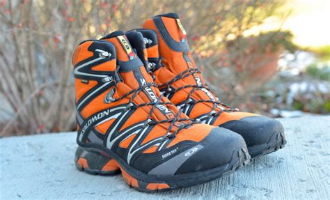 Best Boots for Snowshoeing: Buying Guide, Top Picks, Expert's Advice