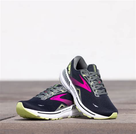 Running Shoes, Gear, and Clothing for Men & Women | Brooks Running