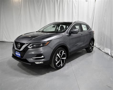 New 2020 Nissan Rogue Sport SL AWD Sport Utility