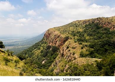 248 Magaliesberg Mountain Images, Stock Photos, 3D objects, & Vectors | Shutterstock