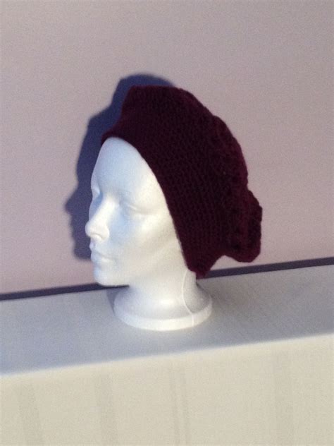 Beret (Maroon color) | Maroon color, Crochet projects, Maroon