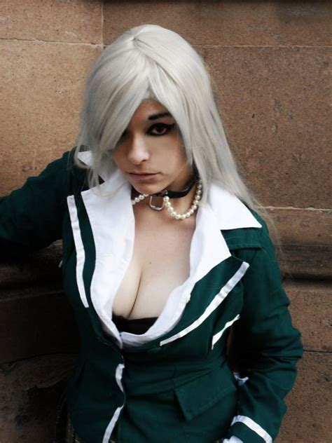 Moka Akashiya Cosplay | Cosplay, Dignity, Rosario vampire