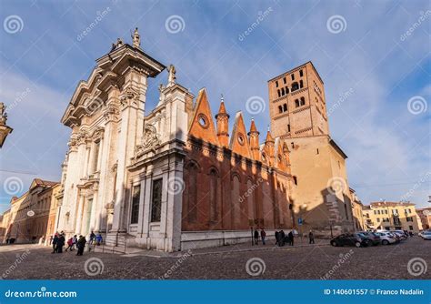 Mantua Cathedral Cattedrale Di San Pietro Apostolo, Duomo Di Mantova in ...