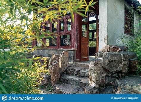 Suzhou Garden, Traditional Architecture Stock Photo - Image of building, garden: 126050180