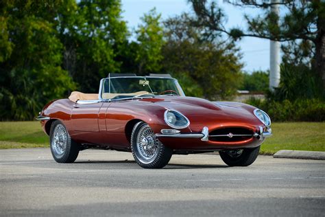 Jaguar E-type Series 1 1961 - 1968 Cabriolet :: OUTSTANDING CARS