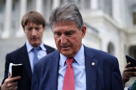 Joe Manchin's Filibuster Defense Praised by One of His Biggest ...