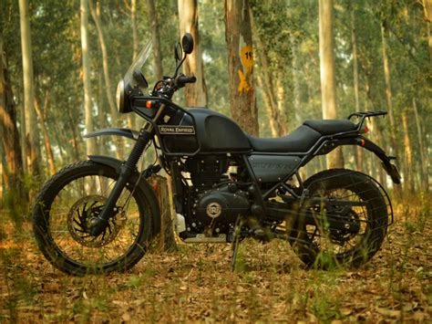 New Royal Enfield Himalayan BS-IV review: One bike many avatars - Times ...