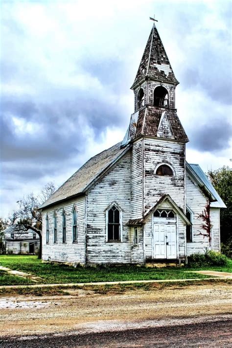 The 28 Most Beautiful Abandoned Churches Around The World | Abandoned ...