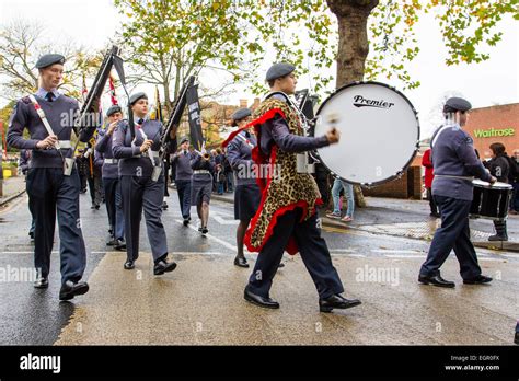 Marching band formation hi-res stock photography and images - Alamy