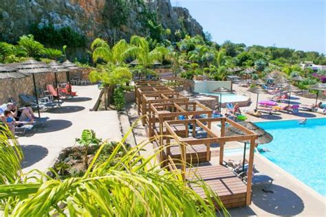 Finas Hotel Apartments - UPDATED 2017 Reviews & Price Comparison (Pefkos, Rhodes) - TripAdvisor