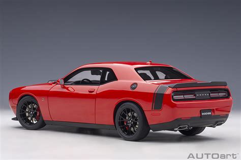 Dodge Challenger 392 HEMI Scat Pack Shaker 2018 (TorRed) | AUTOart