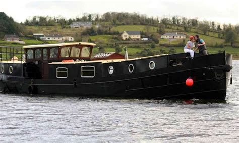 Boat Hotel Experience in Carrick-On-Shannon, Ireland | GetMyBoat