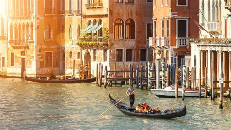 8 Incredibly Romantic Things to Do in Venice, Italy