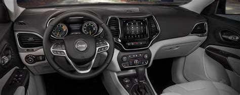 2021 Jeep Cherokee Interior | Cherokee Dimensions & Cargo Space