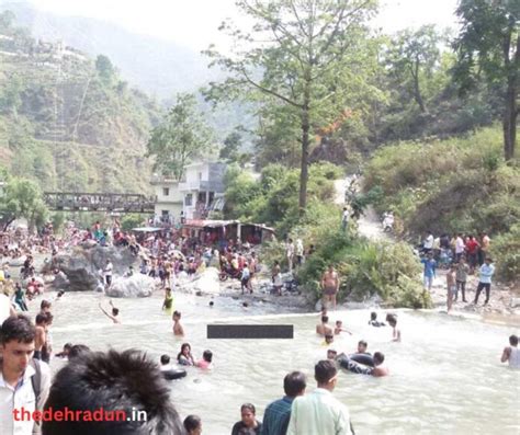 Sahastradhara Waterfall Popular Picnic Spot in Dehradun - The Dehradun