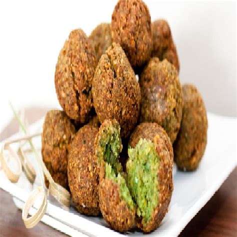 Falafels with canned chickpeas Falafel Recipe Canned, Falafel With Canned Chickpeas, Entree ...