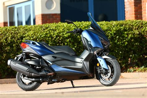 YAMAHA XMAX 400 (2017-on) Review | MCN