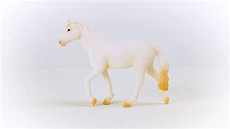 Schleich Farm World 2023 New Horses, Horse Toys for Girls and Boys Camarillo Mare Horse Toy ...