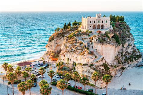 Weather in Tropea in June | TUI.co.uk