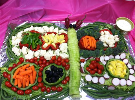 The 25+ best Vegetable platters ideas on Pinterest | Vegetable trays ...