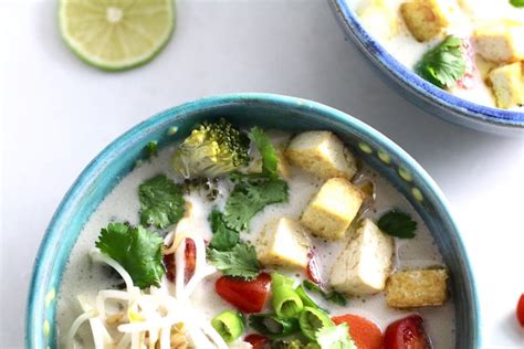 Thai Coconut Soup - Pralines and Greens