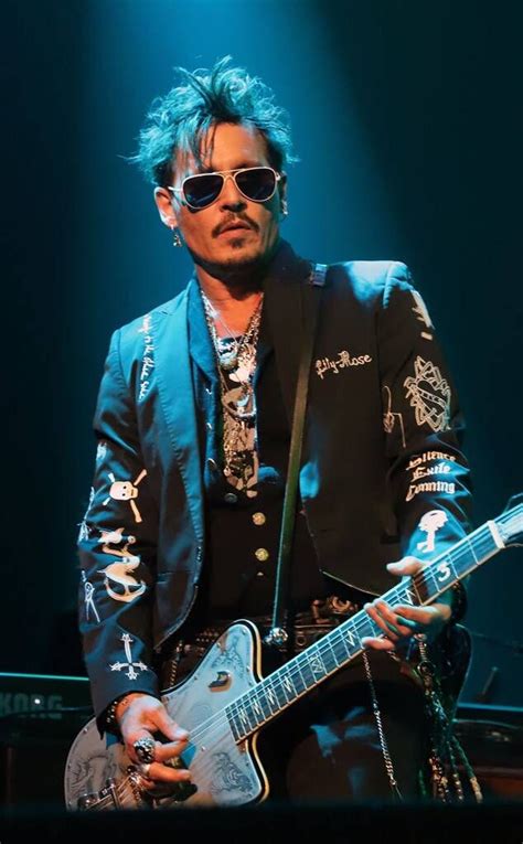 Johnny Depp's Funky Rockstar Looks Will Give You Fashion Energy: Go See ...