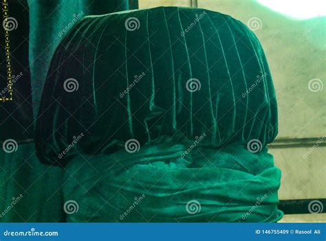 Imam Hussain turban editorial stock image. Image of hussain - 146755409