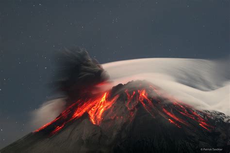 Photo of the Moment: Tungurahua Volcano Erupts — Vagabondish