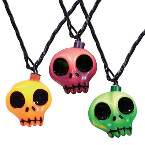 Halloween Halloween 10-Count Indoor/Outdoor Multicolor Skull String ...